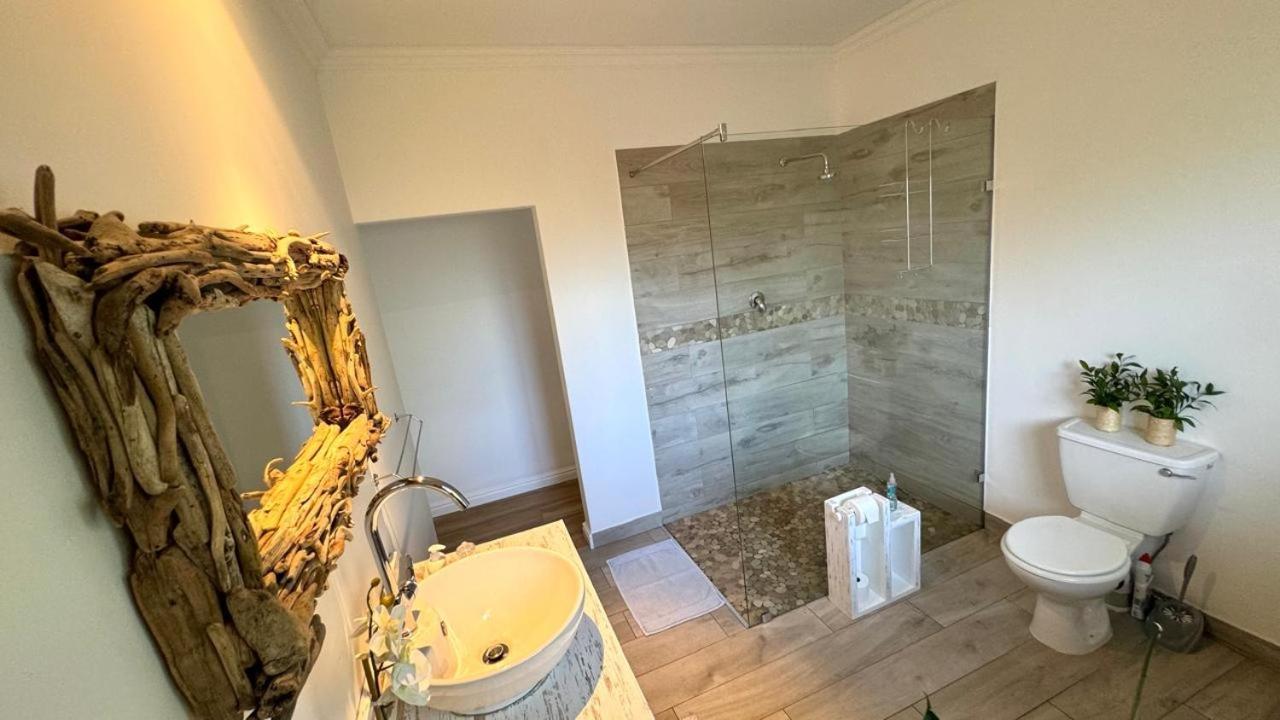 Plett57 - Self Catering - Room No2 เพลตเตนเบิร์กเบย์ ภายนอก รูปภาพ