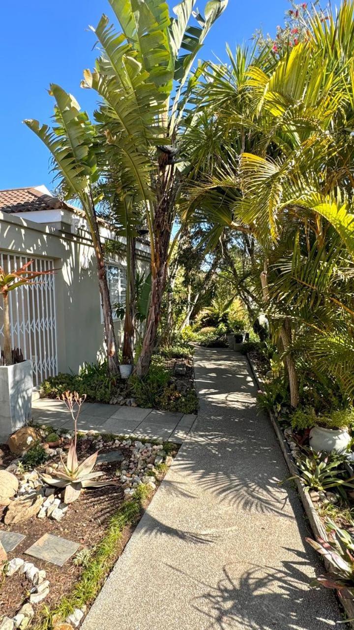 Plett57 - Self Catering - Room No2 เพลตเตนเบิร์กเบย์ ภายนอก รูปภาพ